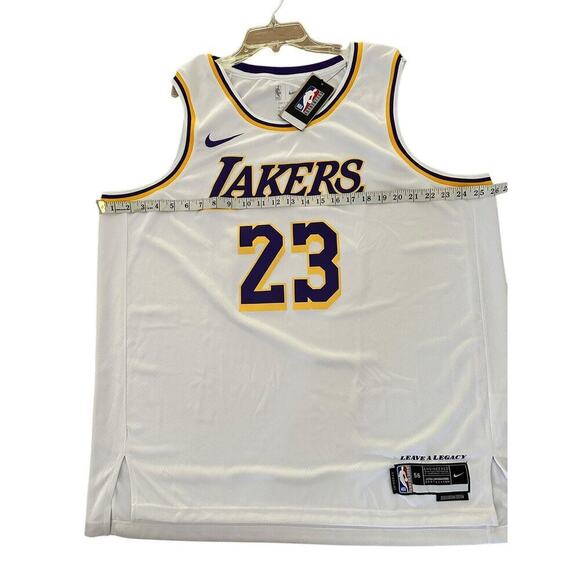 Nike NBA Los Angeles Lakers LeBron James #23 Swingman Jersey White Size XXL - Picture 2 of 11